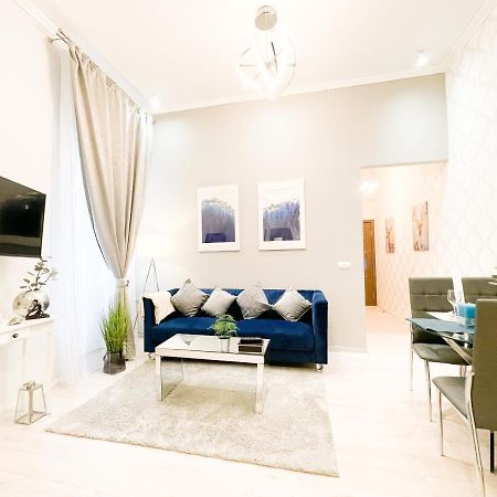 Downtown Deak-Ferris Wheel Luxury Home Budapest Bagian luar foto