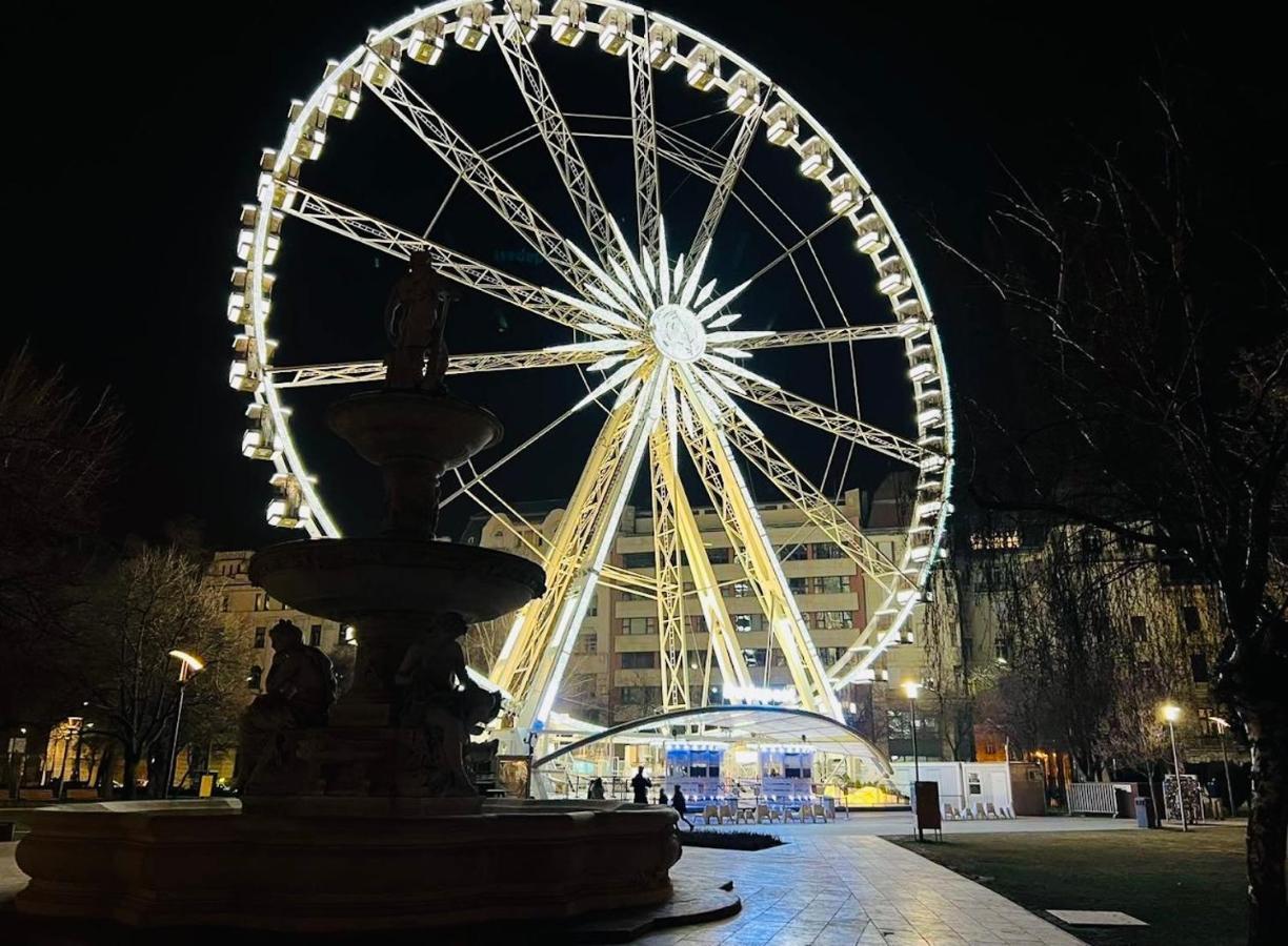 Downtown Deak-Ferris Wheel Luxury Home Budapest Bagian luar foto